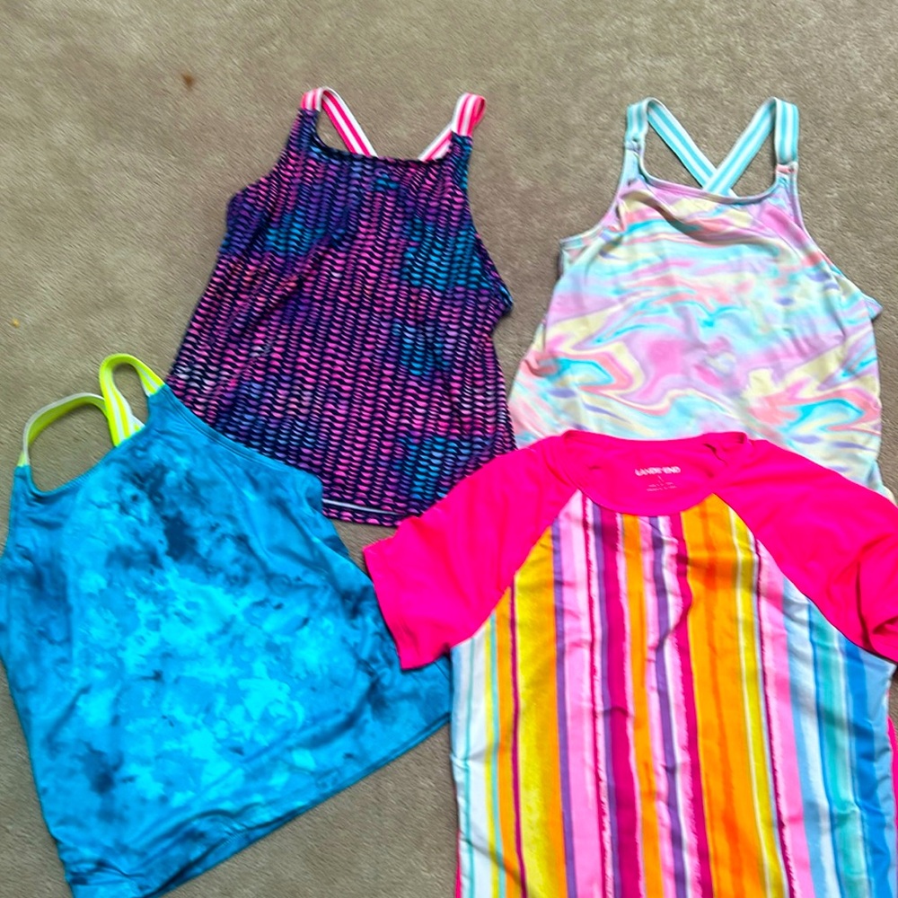 Land’s End swim tank ranking tops girl size 12, short sleeve rash guard 10-12